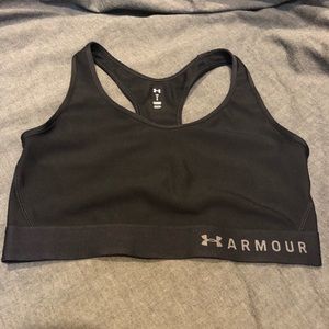 * NWT* Under Armour women’s sports bra